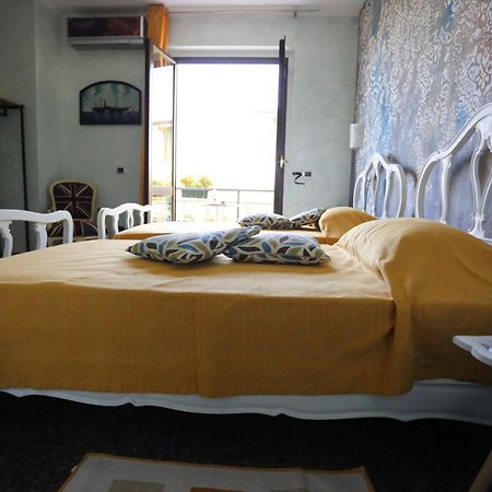 San Martino in Strada B & B L'Almanacco מראה חיצוני תמונה